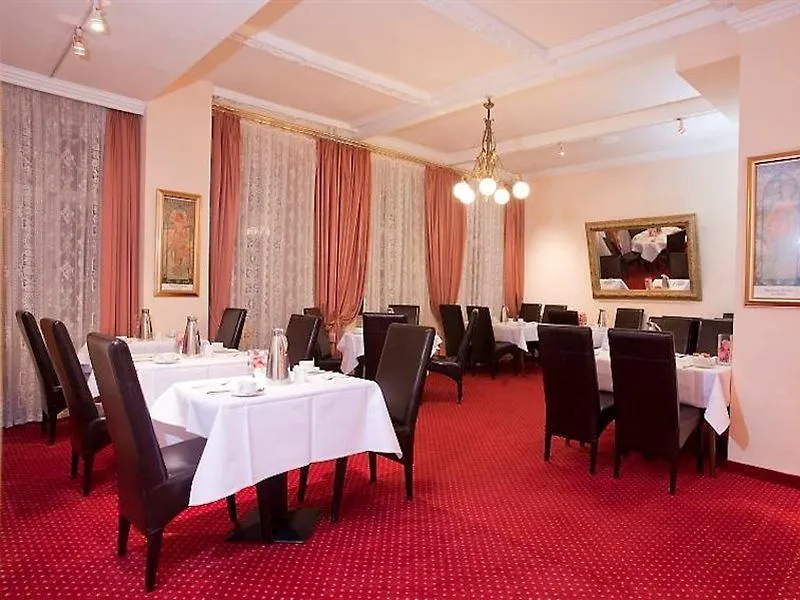 Henri Hotel Berlin Kurfuerstendamm 4*,